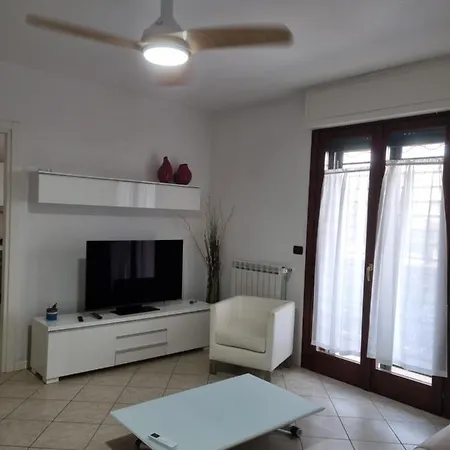 Apartment Casa A Nei Pressi Pisa, Lucca E Versilia Vecchiano